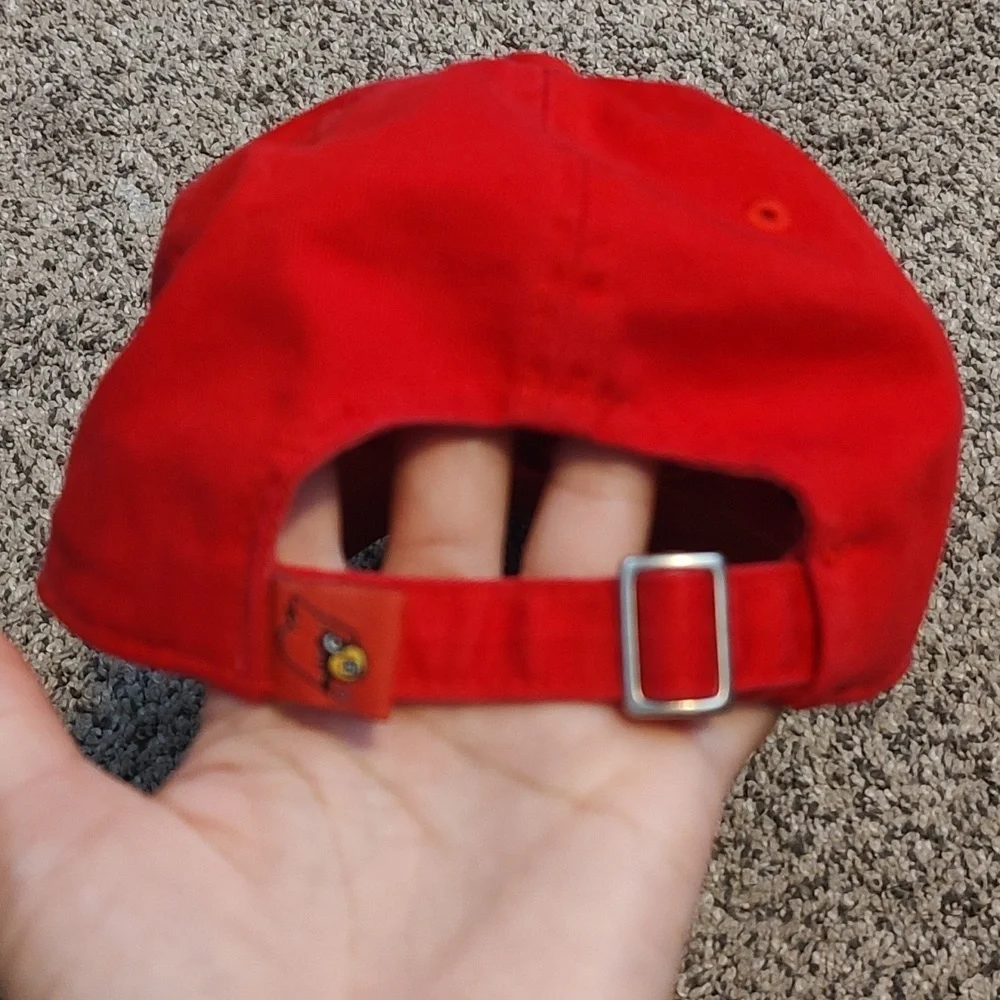 N/A louisville cardinals
